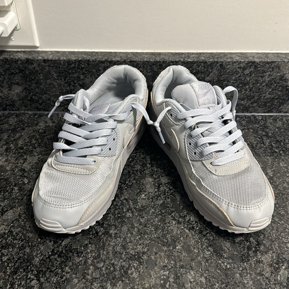 Nike Air Max 90 - Picture 3 of 4